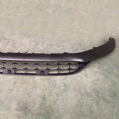 Griglia inferiore in plastica nera per Ford Focus 2015 Migliora l'aspetto della tua auto