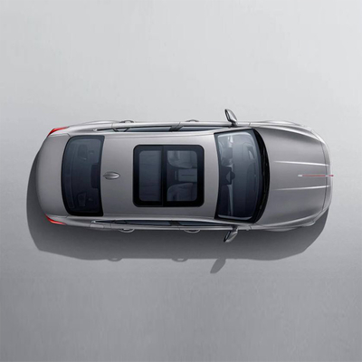 Auto a benzina Hongqi H5 2024 a 4 cilindri con volante multifunzione per la famiglia
