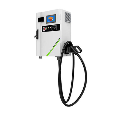 Stazione di ricarica per veicoli elettrici domestici con standard di interfaccia CCS e frequenza di ingresso AC 45-65 Hz
