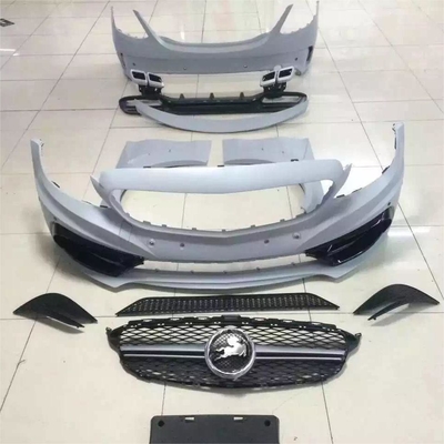 Style Body Kit per Mercedes W205 C-Class Paraurti anteriori Paraurti posteriori Fenders gonne laterali