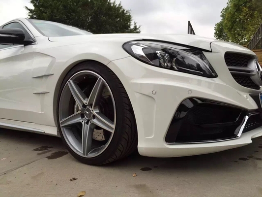 Style Body Kit per Mercedes W205 C-Class Paraurti anteriori Paraurti posteriori Fenders gonne laterali