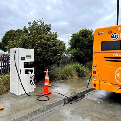 60-180KW CCS Standard IEC OCPP1.6J Caricabatterie EV a corrente continua Aggiornamento remoto e aggiornamento del software