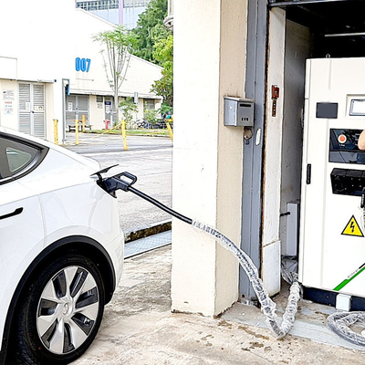 60-180KW CCS Standard IEC OCPP1.6J Caricabatterie EV a corrente continua Aggiornamento remoto e aggiornamento del software