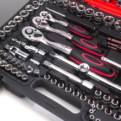 Riparazione di automobili 151PCS Scatola utensili per auto 12pt 6pt Set di utensili a presa Kit di attrezzi per riparazione di auto
