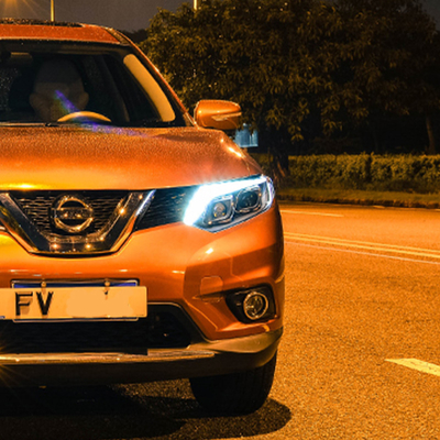 14-16 Assemblaggio dei fari X-Trail con lenti a LED modificate e segnale di svolta dell'acqua corrente
