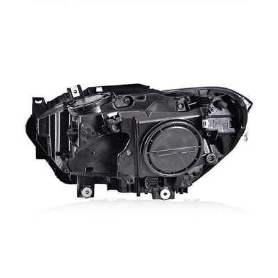 Aggiorna la tua BMW Serie 1 F20 2012-2015 con il montaggio dei fari a LED Plug and Play