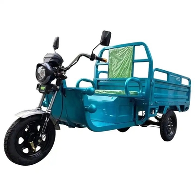 e-Trikes Tricicli elettrici a 3 ruote per il trasporto merci con 4 passeggeri e capacità di carico utile ≥ 400 kg