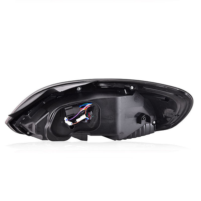 Personalizza la tua Volkswagen Scirocco 2009-2014 con luci di retro LED plug and play