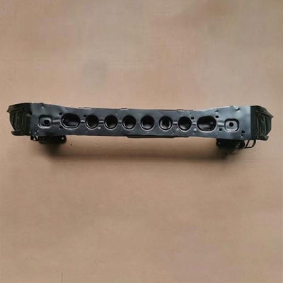 Ford Focus 2012 Parato frontale, guarnizione, supporto, adattamento e durata superiori