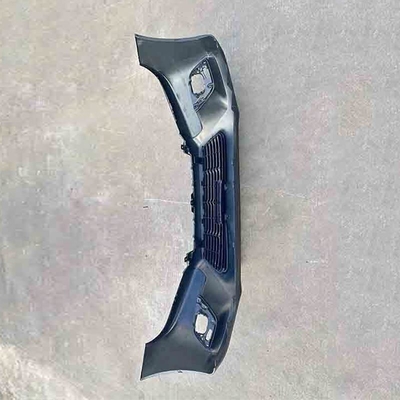 OEM Auto Parts Black Car Front Bumper Per Toyota Hilux 2016 Immagine